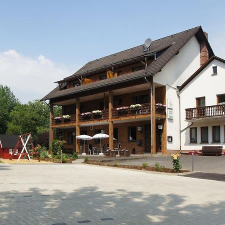 Gasthof Schumacher Hotel Garni Фройденберг Экстерьер фото