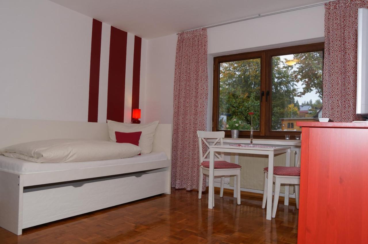 Gasthof Schumacher Hotel Garni Фройденберг Экстерьер фото