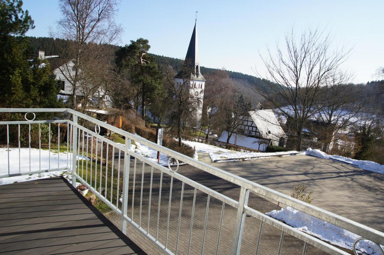 Gasthof Schumacher Hotel Garni Фройденберг Экстерьер фото