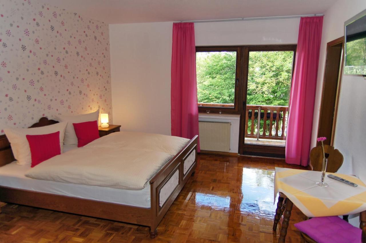 Gasthof Schumacher Hotel Garni Фройденберг Экстерьер фото
